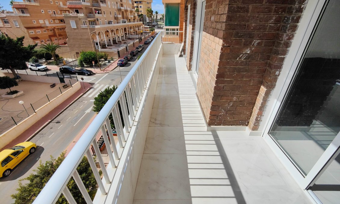 Wiederverkauf - Wohnung -
Orihuela Costa - Costa Blanca