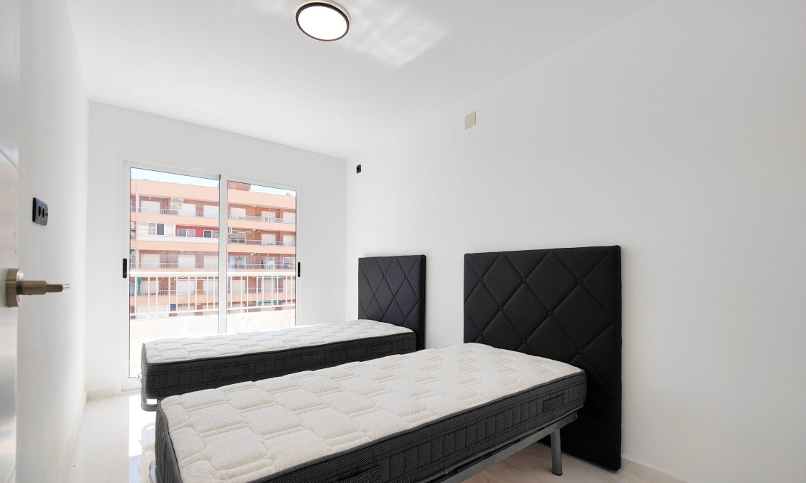 Wiederverkauf - Wohnung -
Orihuela Costa - Costa Blanca
