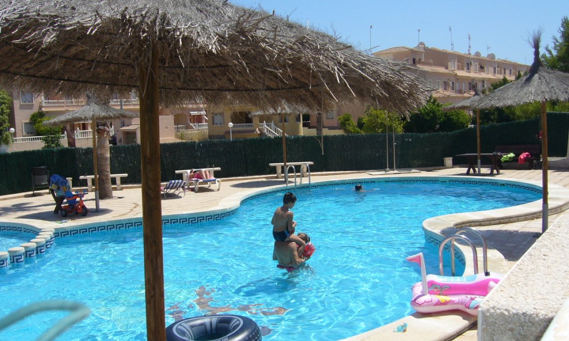 Segunda mano - Apartamento -
Playa Flamenca - Costa Blanca
