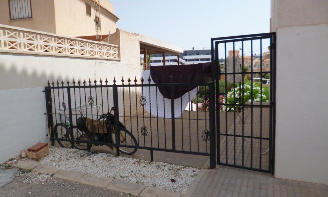 Segunda mano - Apartamento -
Playa Flamenca - Costa Blanca