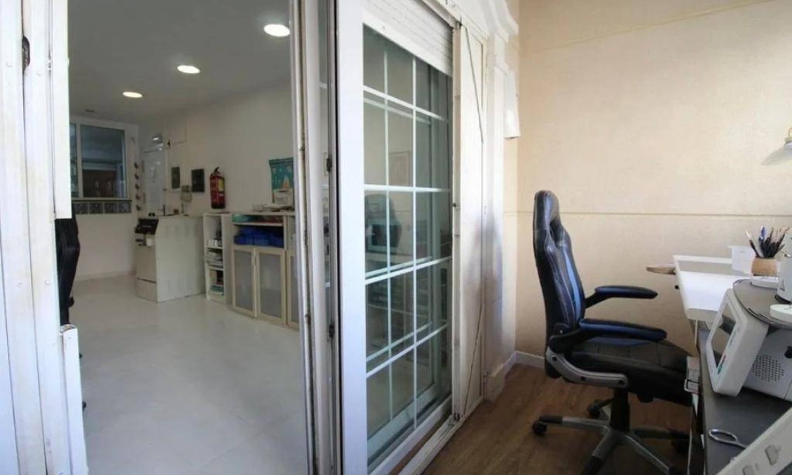 Segunda mano - Apartamento -
Torrevieja - Estacion De Autobuses