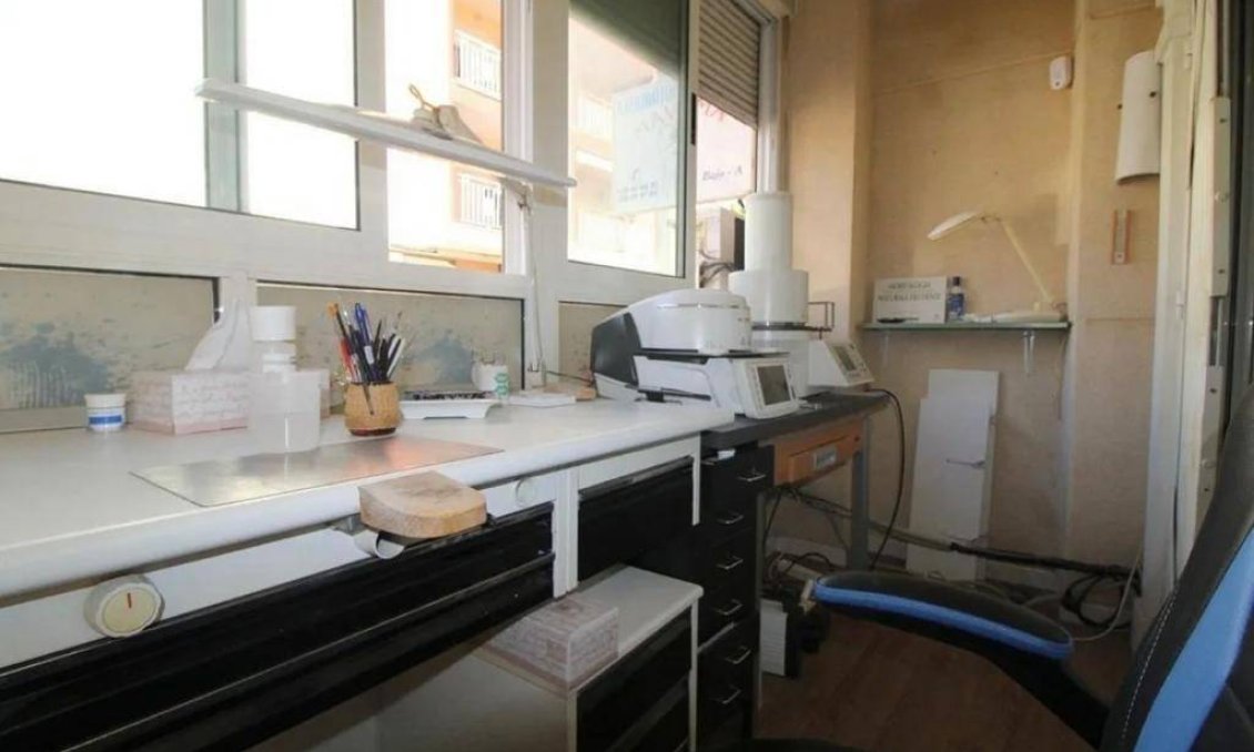 Segunda mano - Apartamento -
Torrevieja - Estacion De Autobuses