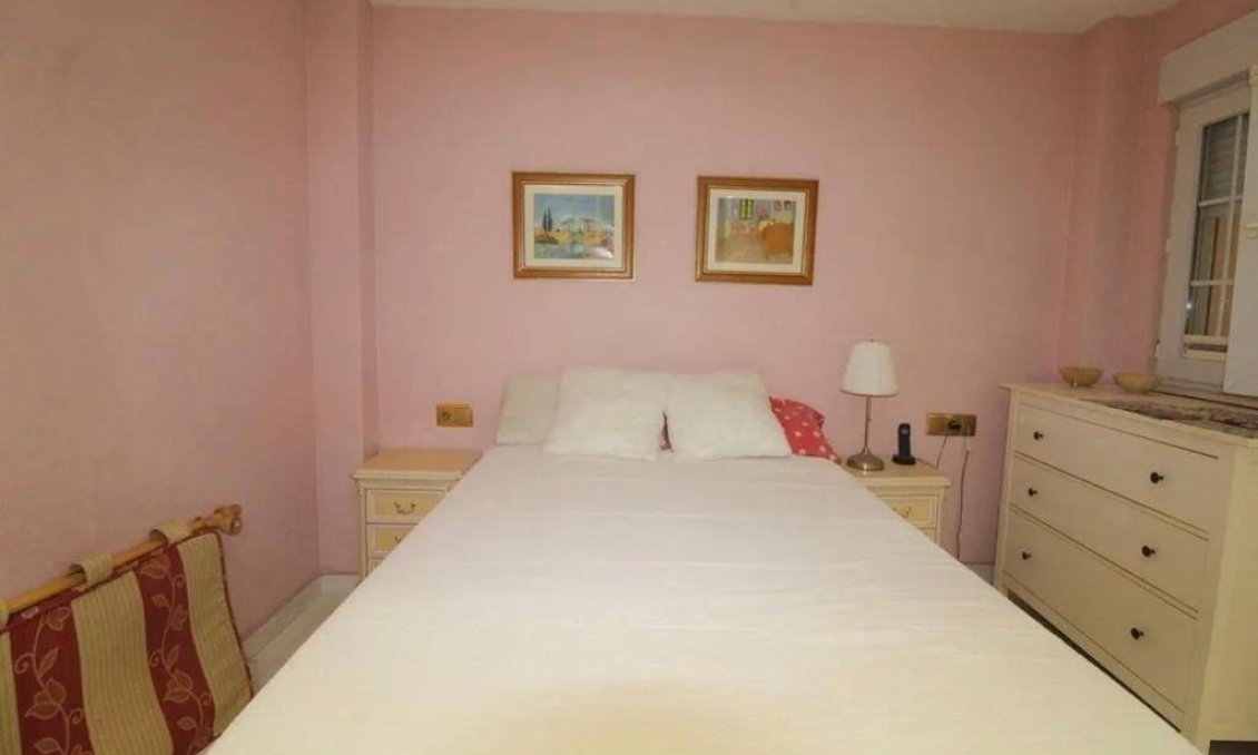 Segunda mano - Apartamento -
Torrevieja - Estacion De Autobuses