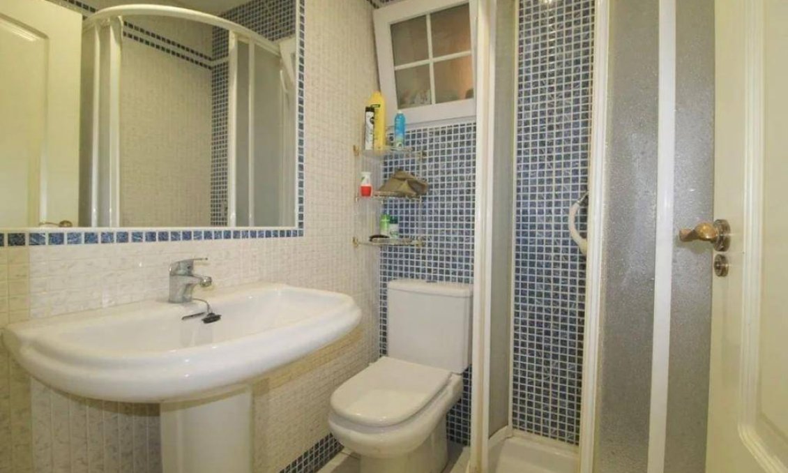 Segunda mano - Apartamento -
Torrevieja - Estacion De Autobuses