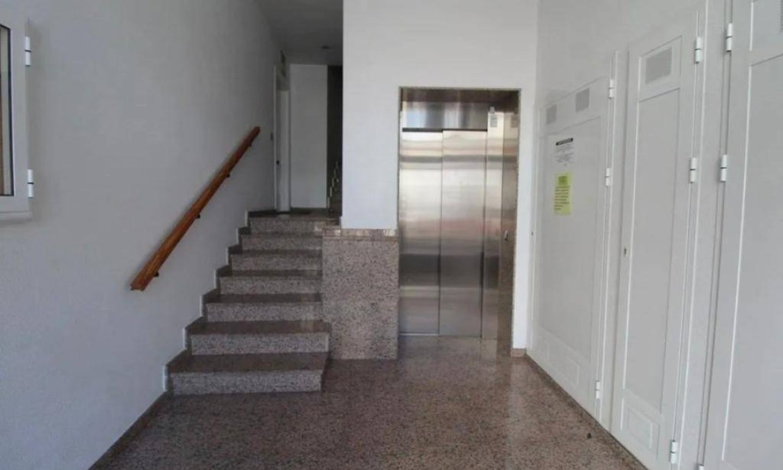 Segunda mano - Apartamento -
Torrevieja - Estacion De Autobuses