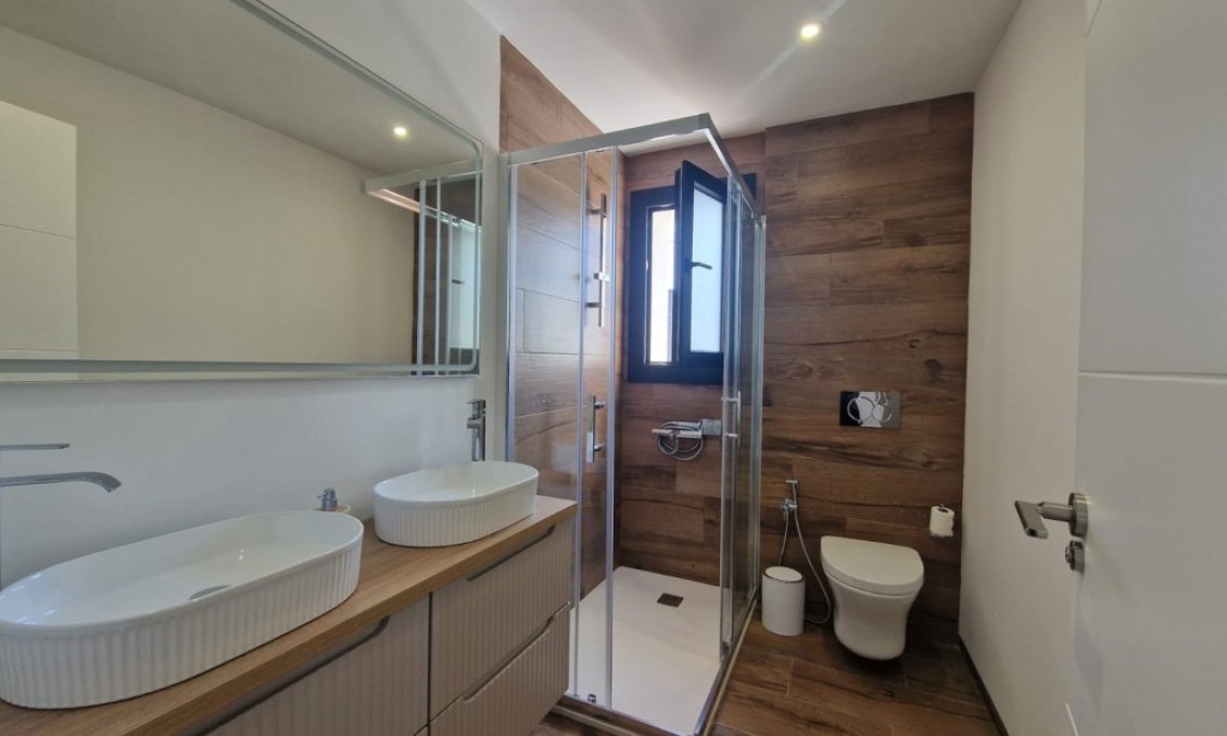 Wiederverkauf - Villa -
Los Balcones - Costa Blanca
