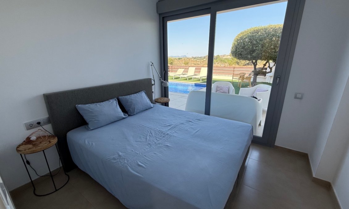 Segunda mano - Villa -
Orihuela - Inland