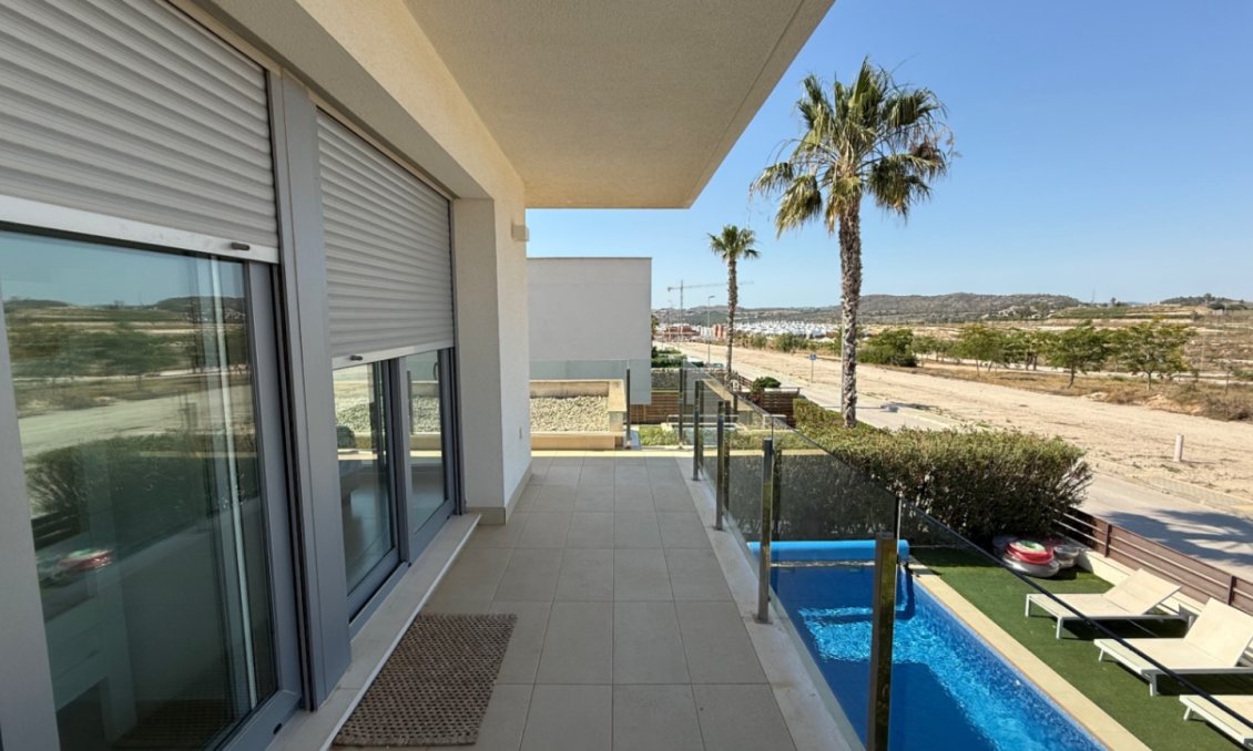 Segunda mano - Villa -
Orihuela - Inland