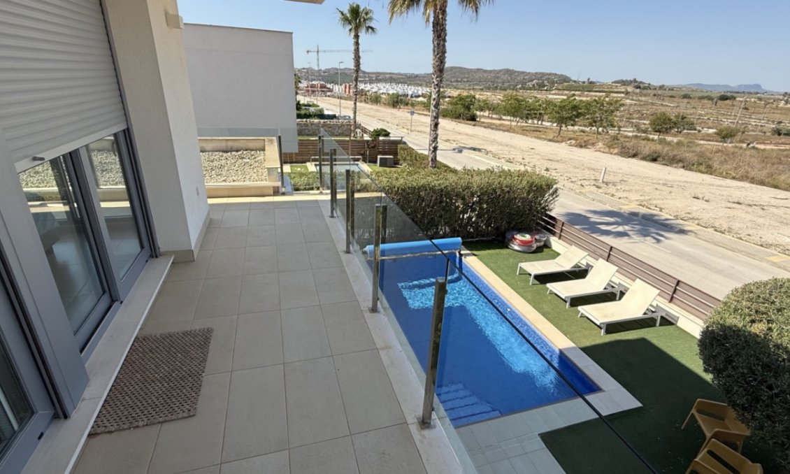 Segunda mano - Villa -
Orihuela - Inland