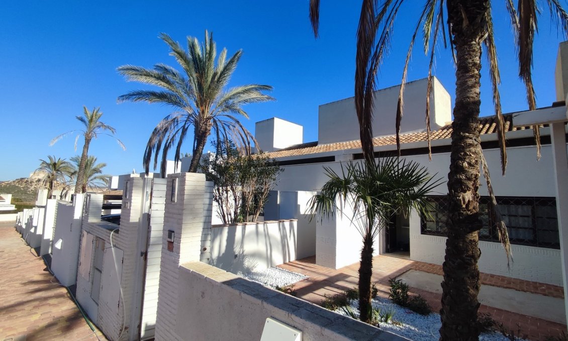 Segunda mano - Villa -
Peraleja Golf - Inland