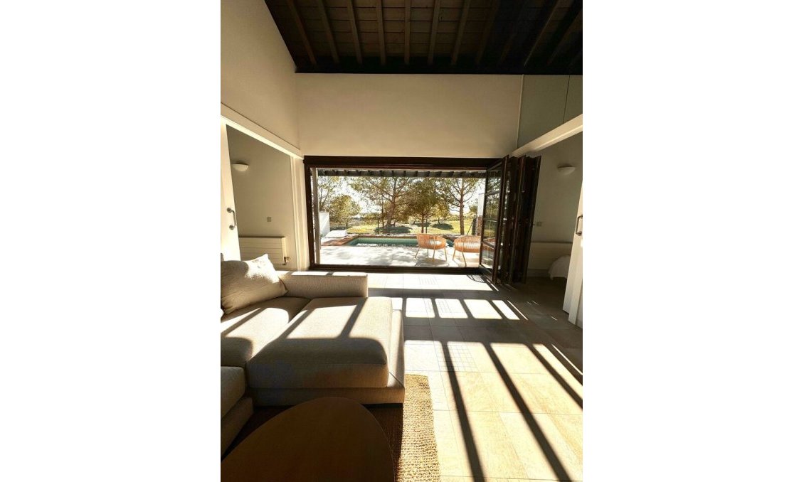 Segunda mano - Villa -
Peraleja Golf - Inland