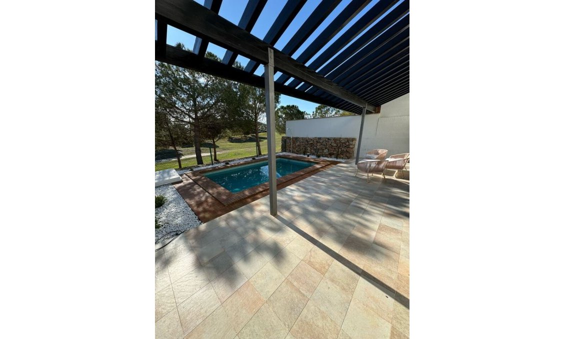 Segunda mano - Villa -
Peraleja Golf - Inland