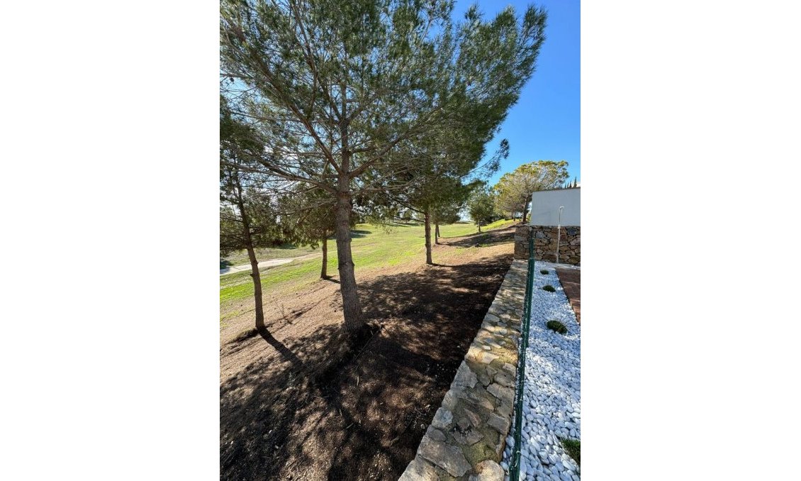 Segunda mano - Villa -
Peraleja Golf - Inland
