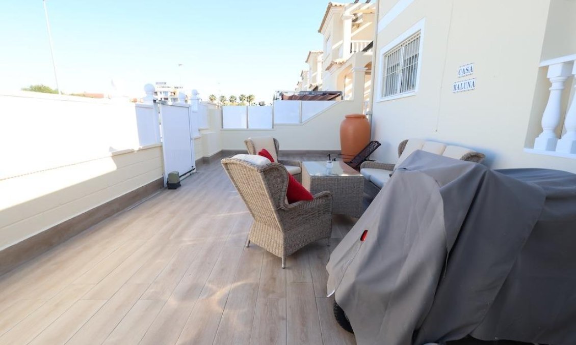 Segunda mano - Villa -
Orihuela Costa - Costa Blanca