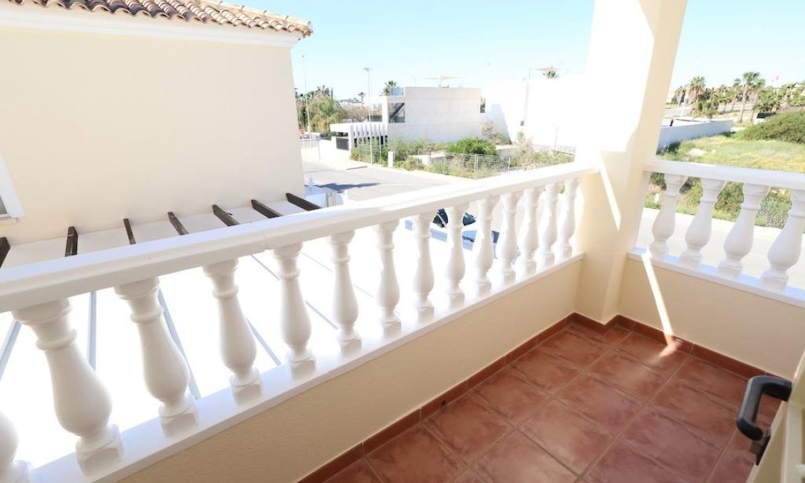 Segunda mano - Villa -
Orihuela Costa - Costa Blanca