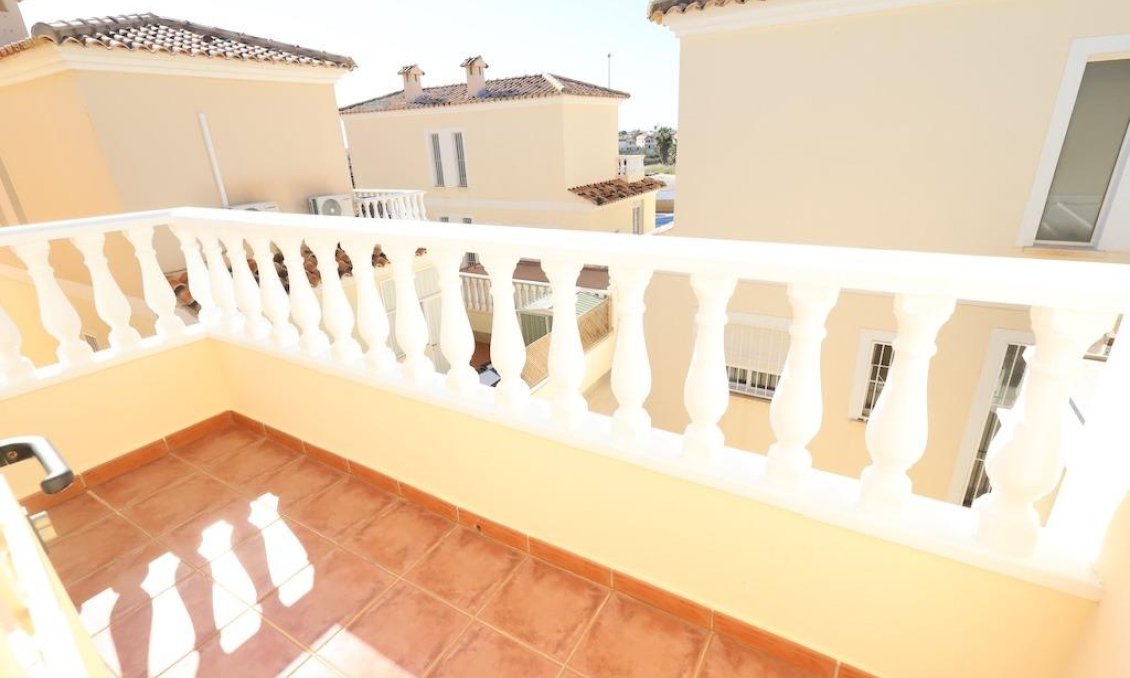 Segunda mano - Villa -
Orihuela Costa - Costa Blanca