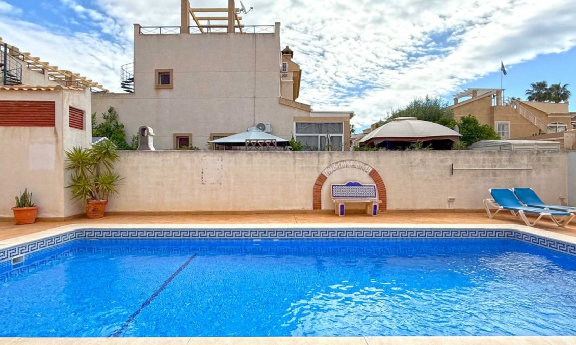 Segunda mano - Town House -
Orihuela Costa - Costa Blanca