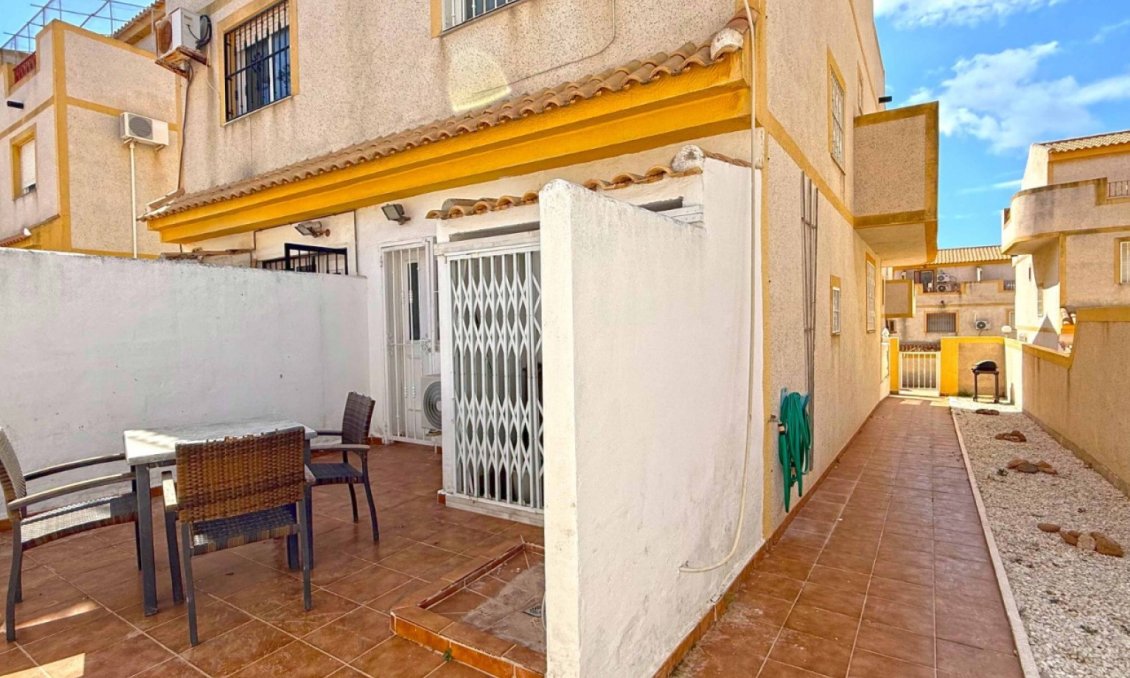 Segunda mano - Town House -
Orihuela Costa - Costa Blanca