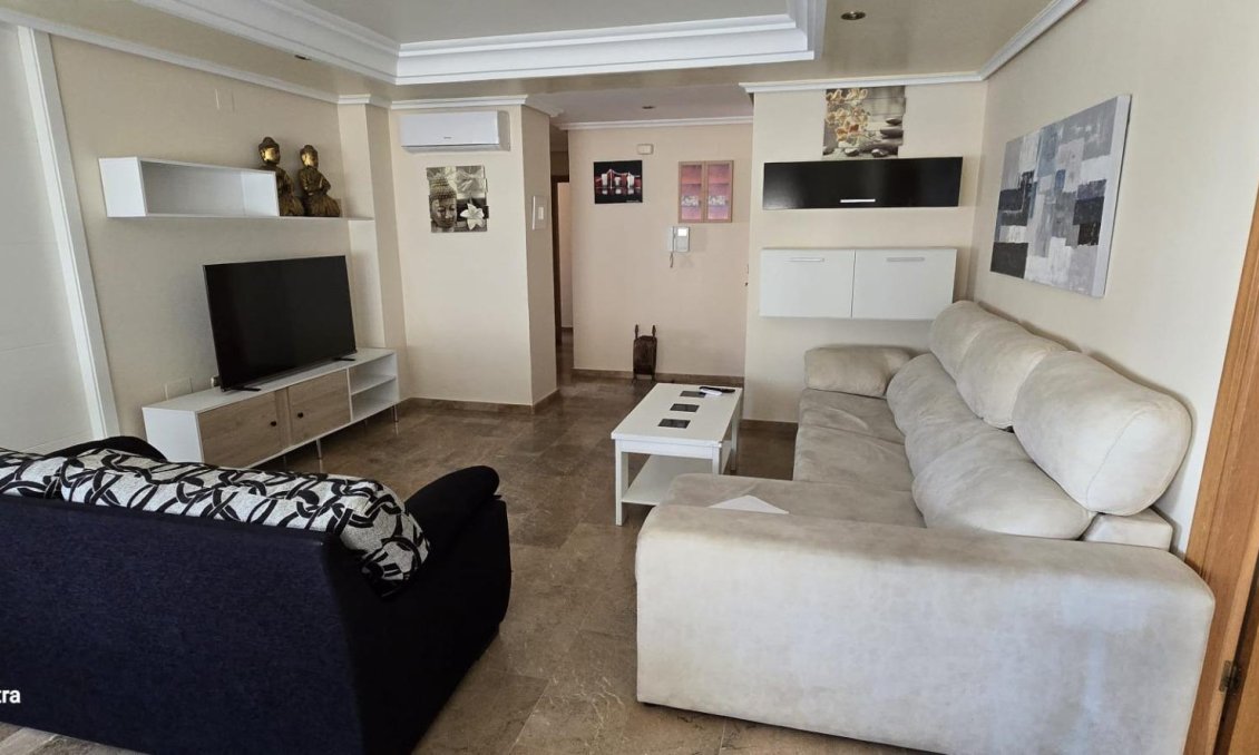 Wiederverkauf - Wohnung -
Torrevieja