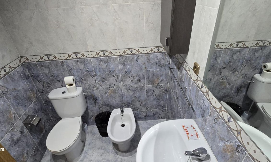 Wiederverkauf - Wohnung -
Torrevieja