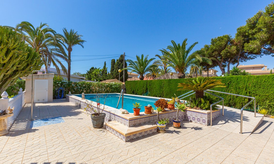 Segunda mano - Villa -
Orihuela Costa - Costa Blanca