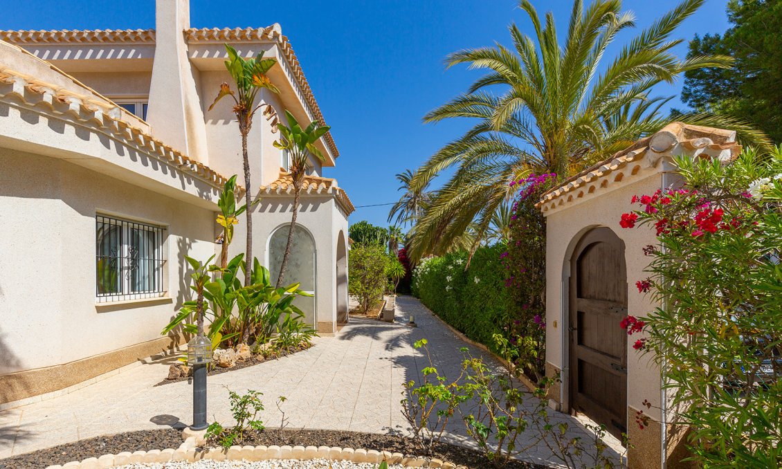 Segunda mano - Villa -
Orihuela Costa - Costa Blanca