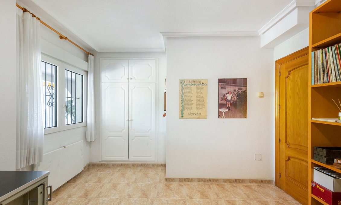 Segunda mano - Villa -
Orihuela Costa - Costa Blanca