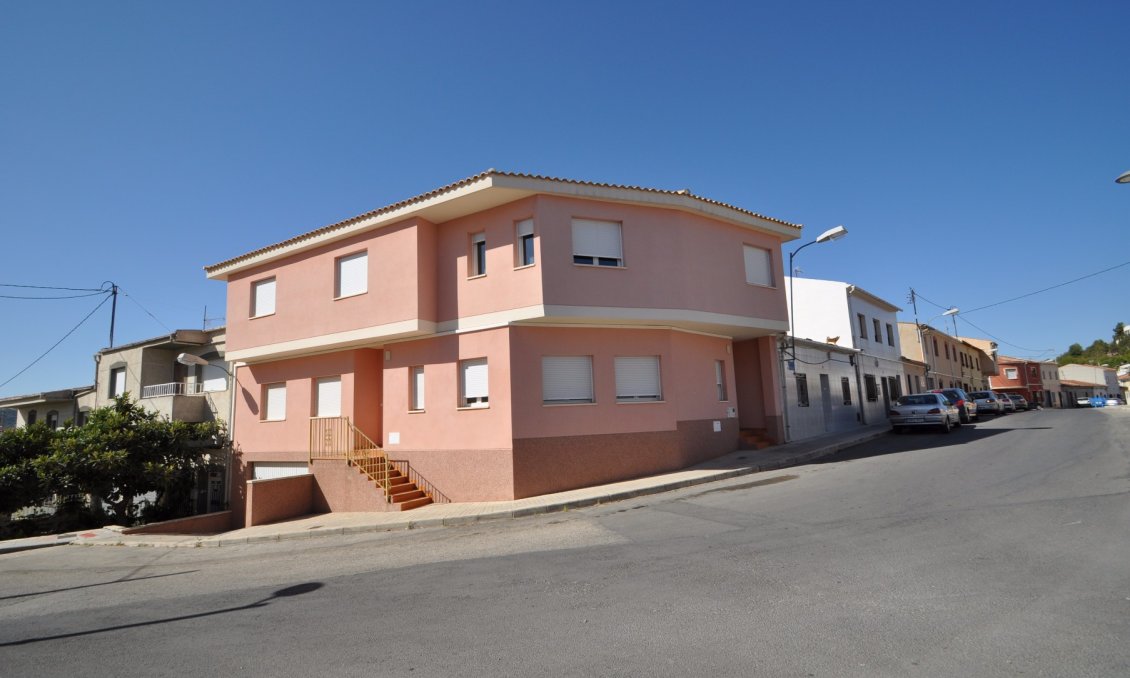 Segunda mano - Town House -
Ibi - Costa Blanca