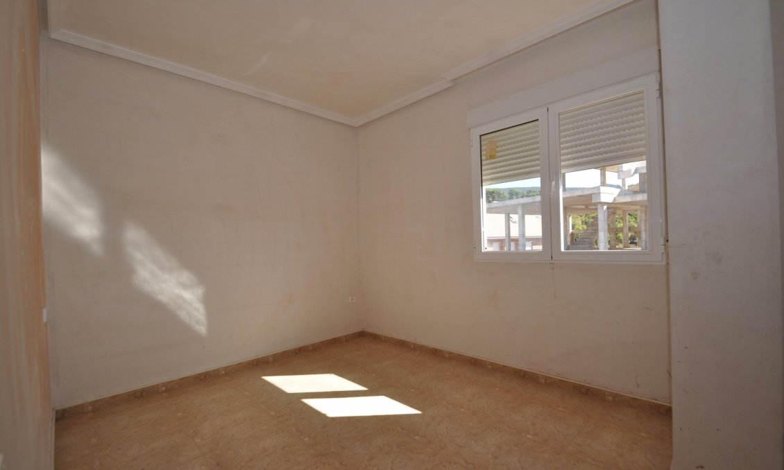 Segunda mano - Town House -
Ibi - Costa Blanca