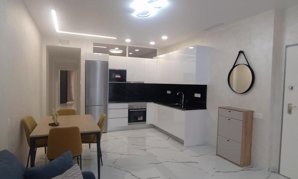 Segunda mano - Apartamento -
Torrevieja - Playa del Cura