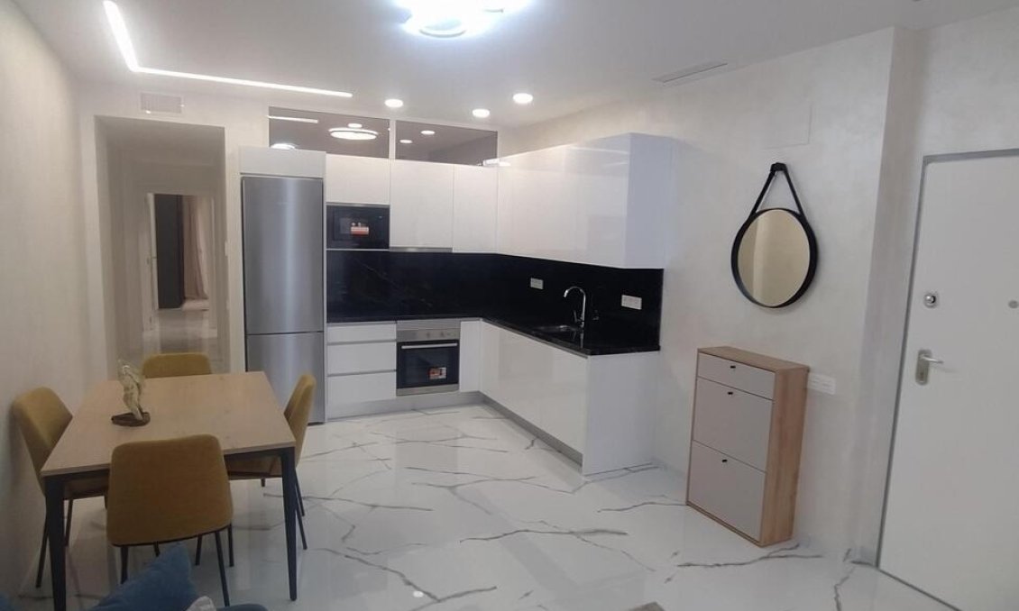Segunda mano - Apartamento -
Torrevieja - Playa del Cura