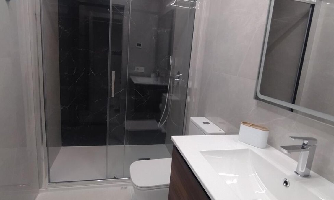 Segunda mano - Apartamento -
Torrevieja - Playa del Cura