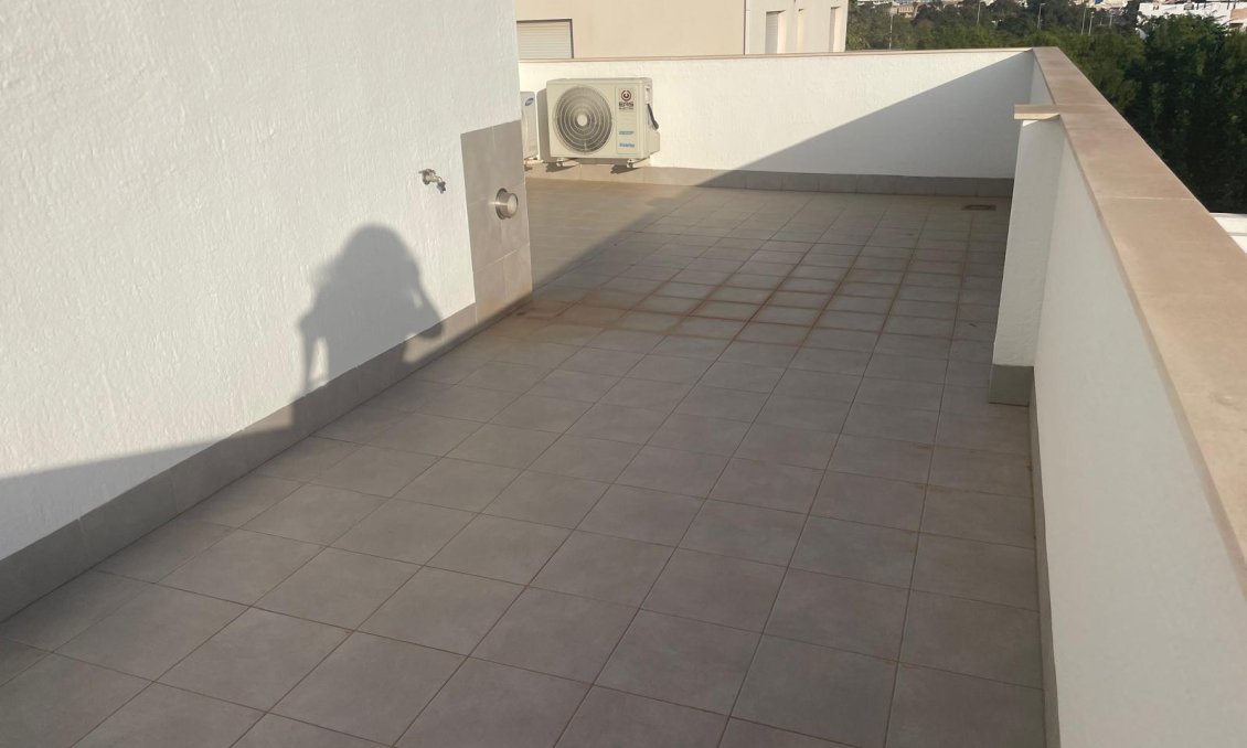 Segunda mano - Villa -
Pilar de la Horadada - Costa Blanca