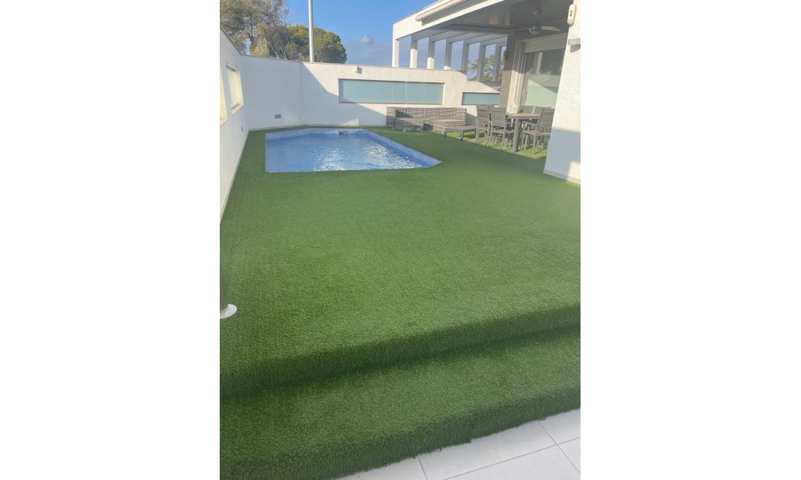 Segunda mano - Villa -
Pilar de la Horadada - Costa Blanca