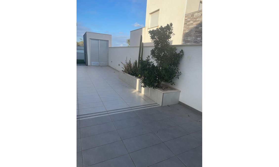 Segunda mano - Villa -
Pilar de la Horadada - Costa Blanca