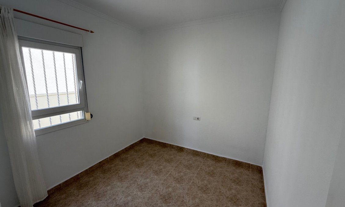 Segunda mano - Villa -
Torrevieja - Costa Blanca