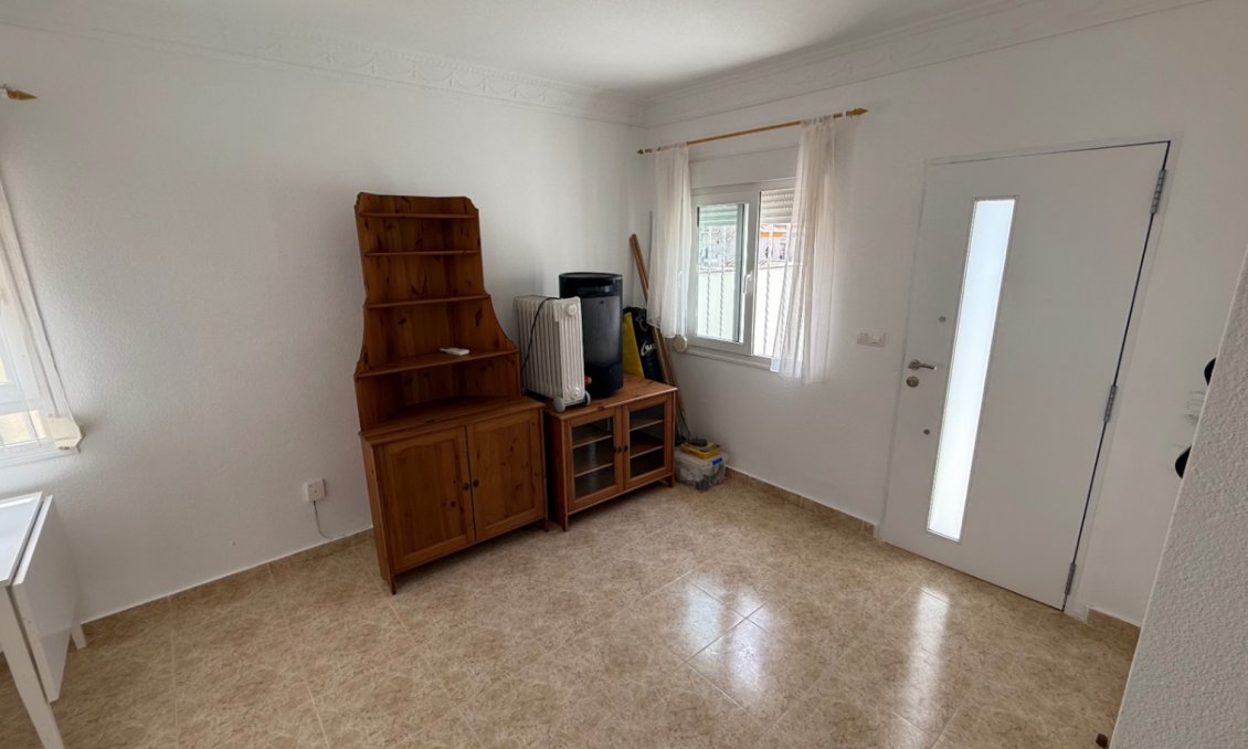 Segunda mano - Villa -
Torrevieja - Costa Blanca