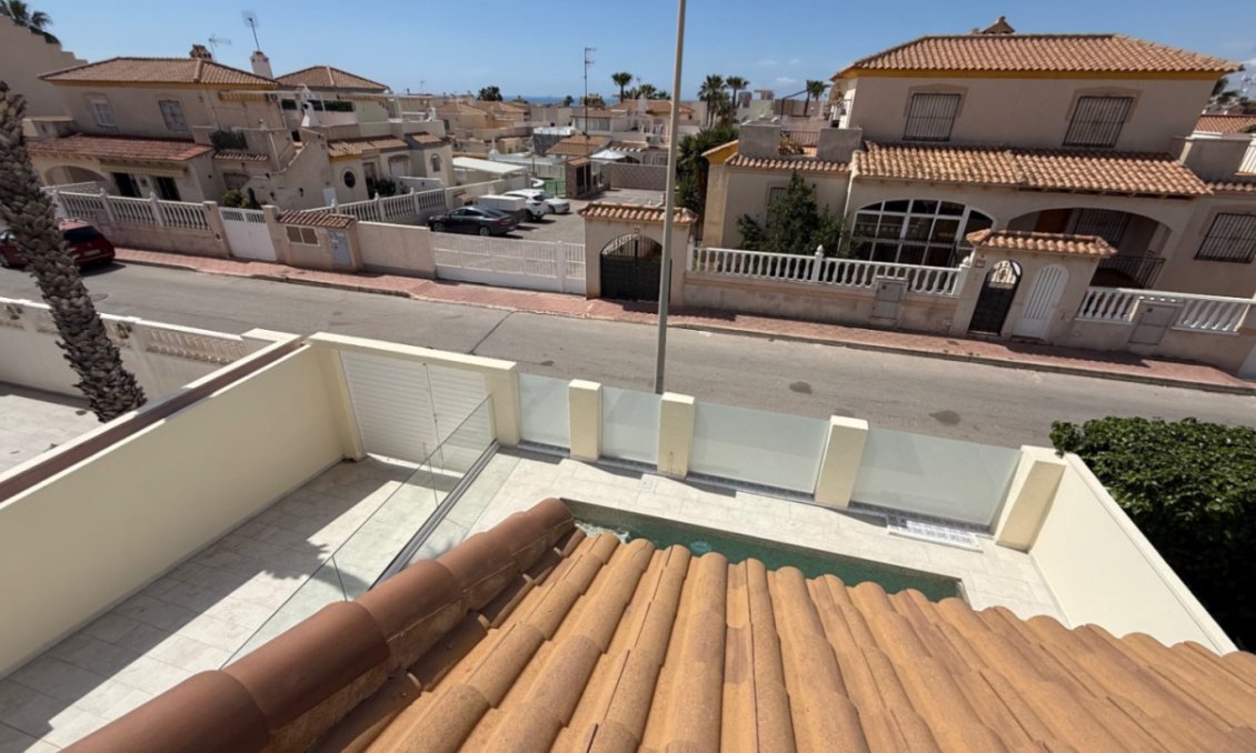 Segunda mano - Villa -
Torrevieja - Costa Blanca