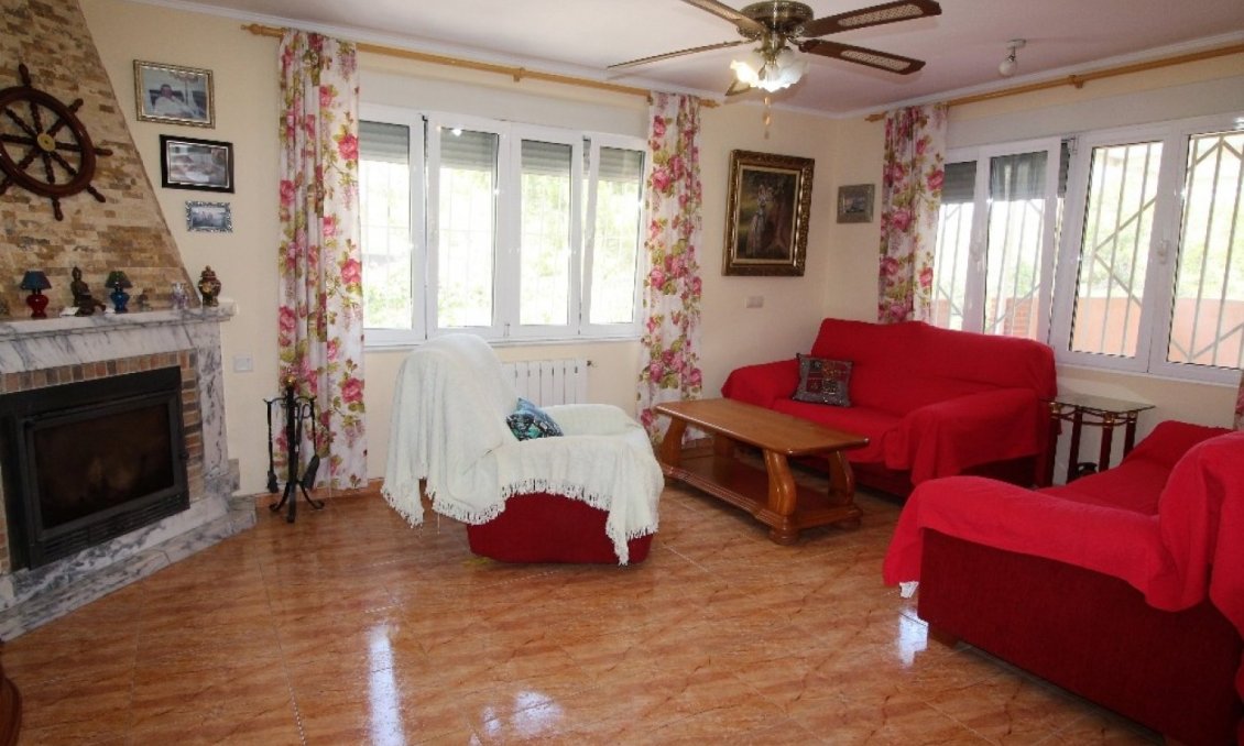 Segunda mano - Villa -
Torrevieja - Los Balcones