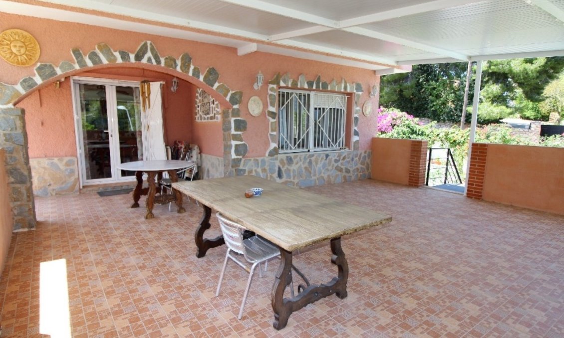 Segunda mano - Villa -
Torrevieja - Los Balcones