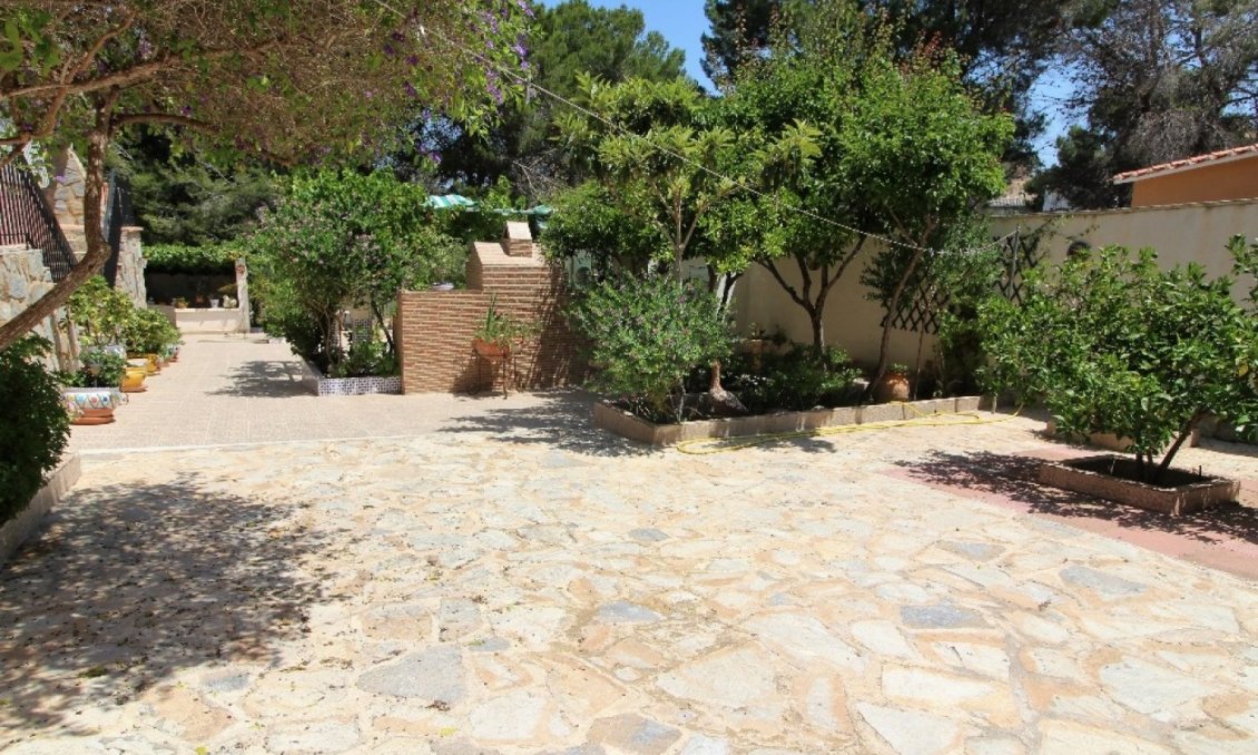 Segunda mano - Villa -
Torrevieja - Los Balcones