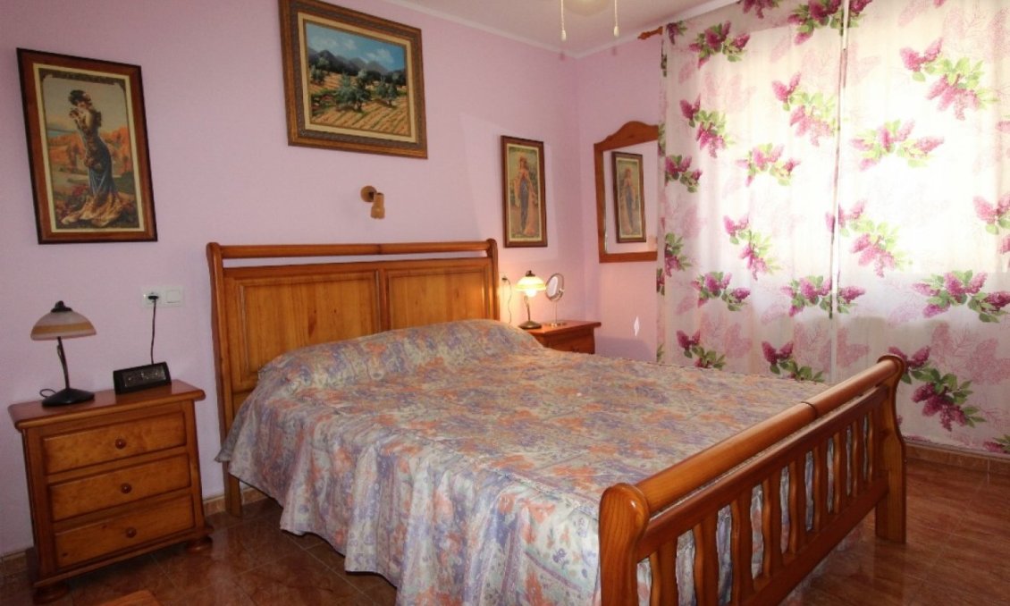 Segunda mano - Villa -
Torrevieja - Los Balcones
