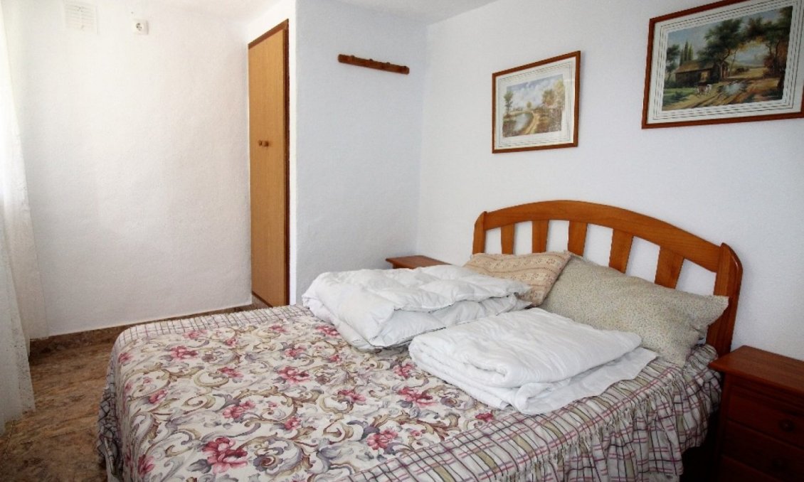 Segunda mano - Villa -
Torrevieja - Los Balcones
