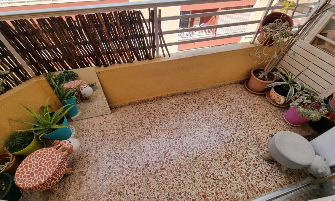 Segunda mano - Apartamento -
Torrevieja - Habaneras