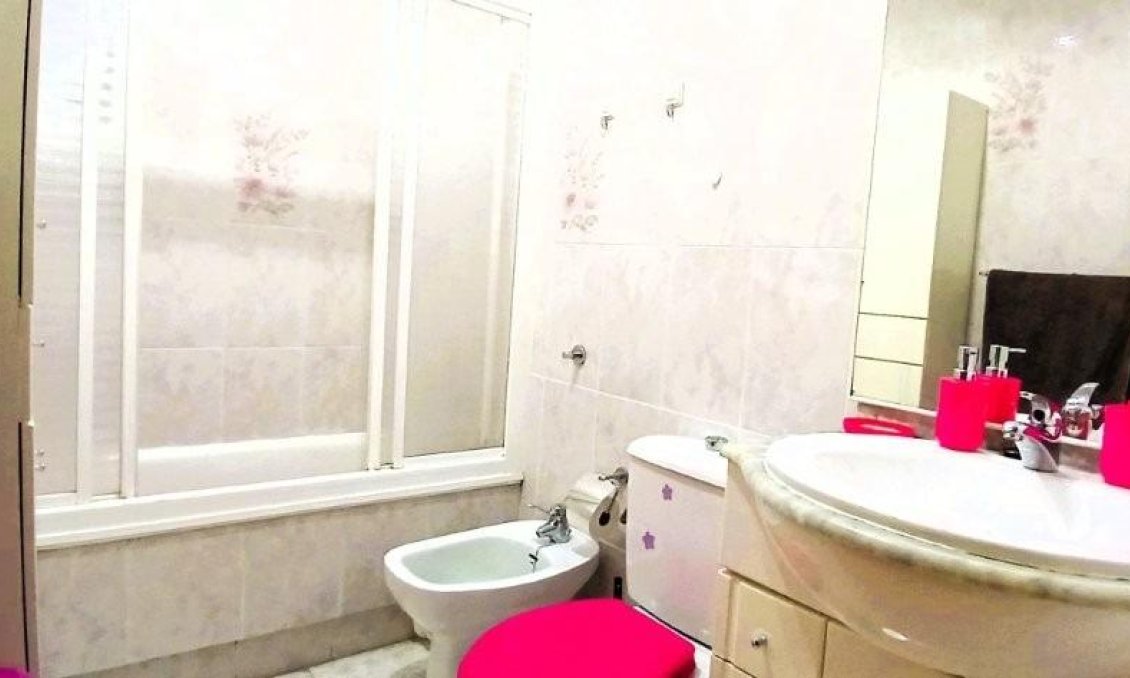 Wiederverkauf - Wohnung -
Torrevieja - Playa del Cura