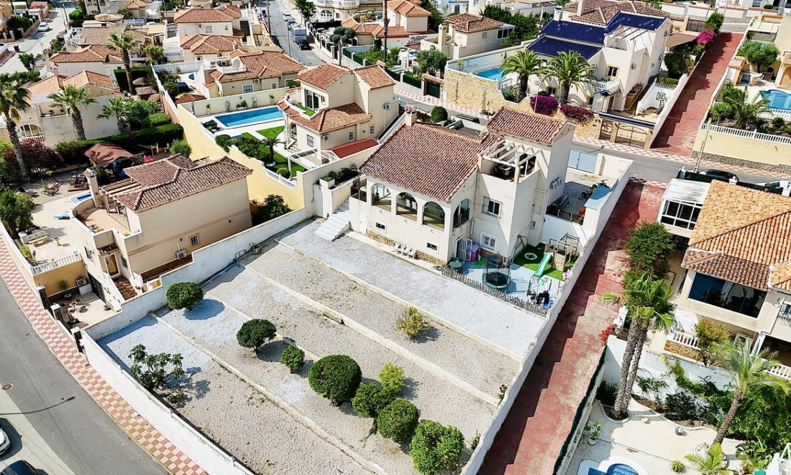 Segunda mano - Villa -
San Miguel de Salinas - Inland
