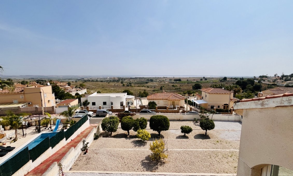 Segunda mano - Villa -
San Miguel de Salinas - Inland