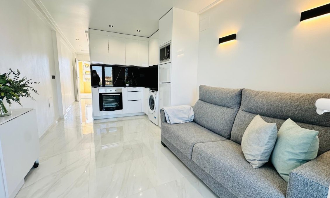 Segunda mano - Apartamento -
Torrevieja - Cabo Cervera