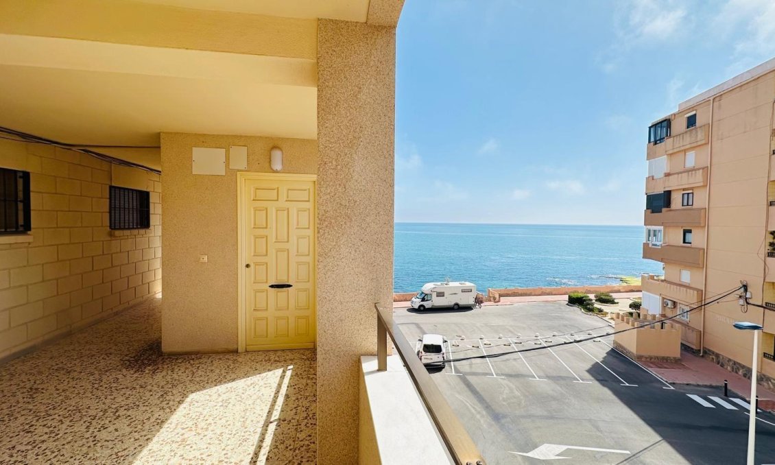 Segunda mano - Apartamento -
Torrevieja - Cabo Cervera