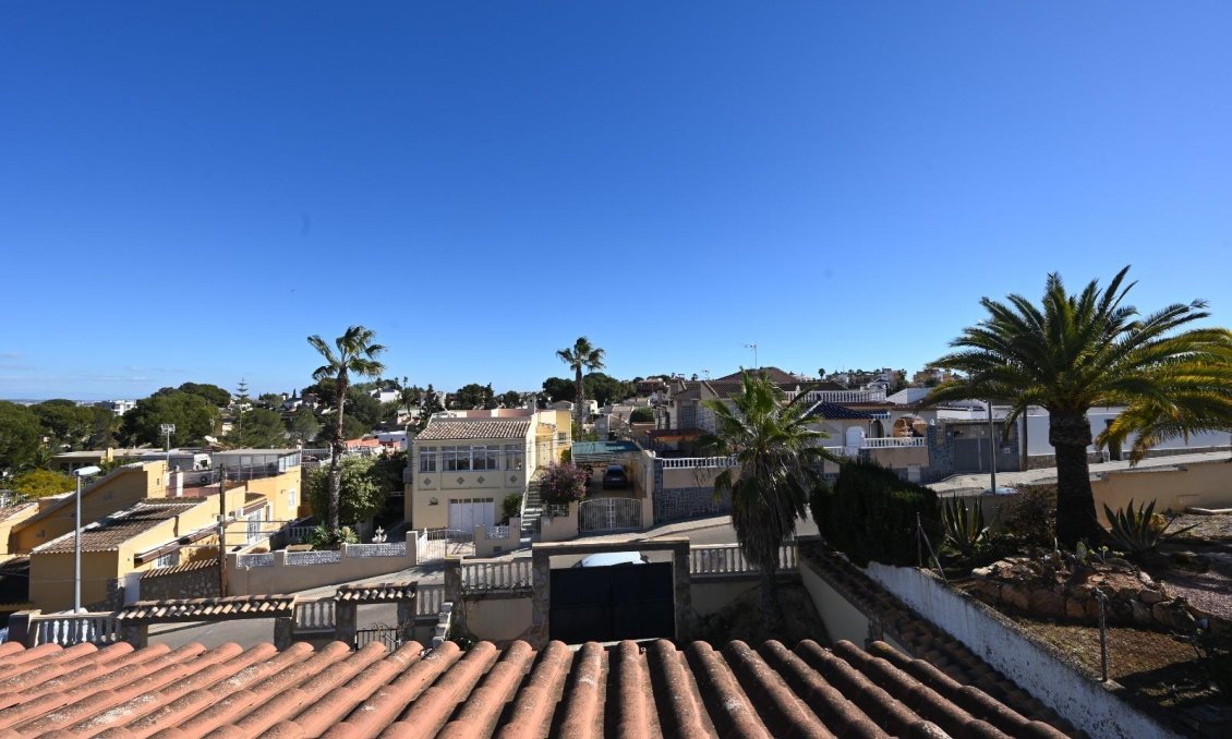 Segunda mano - Town House -
Orihuela - Urbanización Perla Del Mar